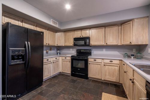 27601 25th Dr, Phoenix AZ  85085-4724 exterior