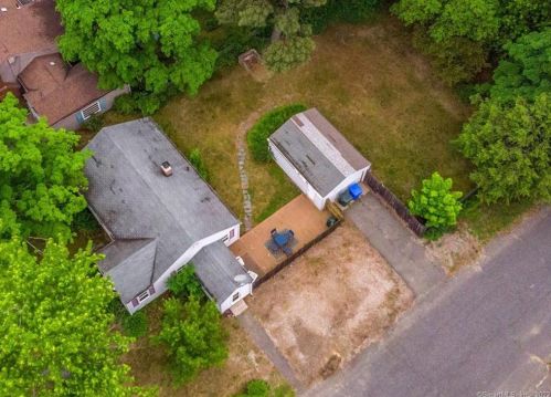 93 Aldrew Ter, Springfield MA 01119-2424 exterior