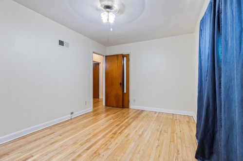 3755 60, Milwaukee WI 53218-2426 exterior