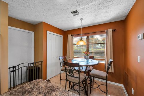 1718 Ocean Cove Ave, Fort Pierce FL  34953-2450 exterior