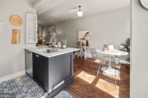 1933 Smt Pl, Washington DC 20002-1353 exterior