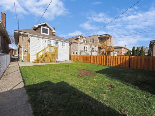 4335 Mason Ave, Chicago IL 60630-1913 exterior