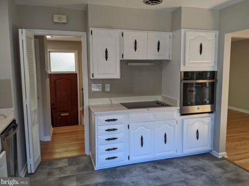 1801 Ladd St, Silver Spring MD  20902-3524 exterior