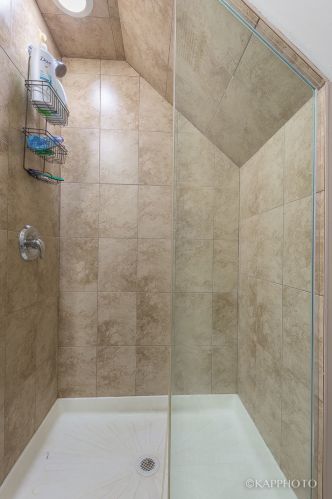 5451 Schubert Ave, Chicago IL 60614-1247 exterior