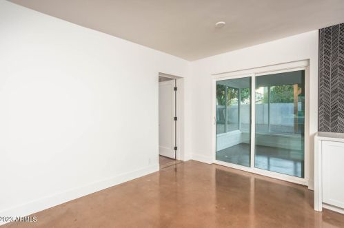 4735 24 St, Phoenix AZ 85016-4837 exterior