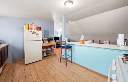 5608 Whipple St, Chicago IL 60629-2424 exterior