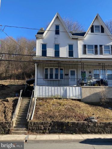 339 Nichols St, Primrose PA  17901-1213 exterior