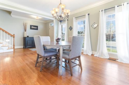 16 Middlefield Ct, Greensboro NC  27455-2257 exterior