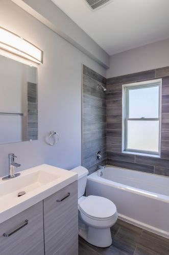 644 115 St, Chicago IL 60655-2806 exterior