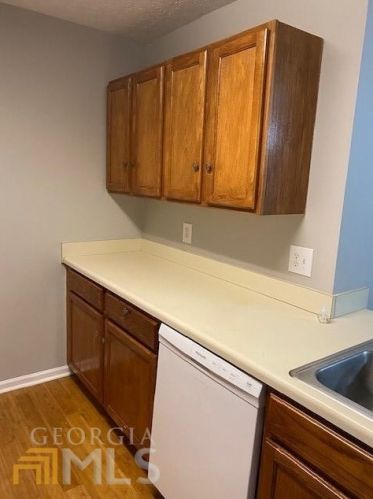 5626 Strathmoor Manor Cir, Lithonia GA  30058-2633 exterior