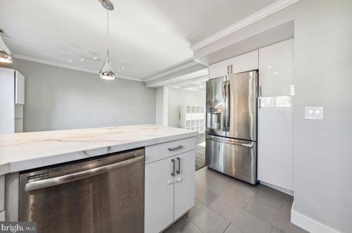 1312 W St, Washington DC  20018-3503 exterior