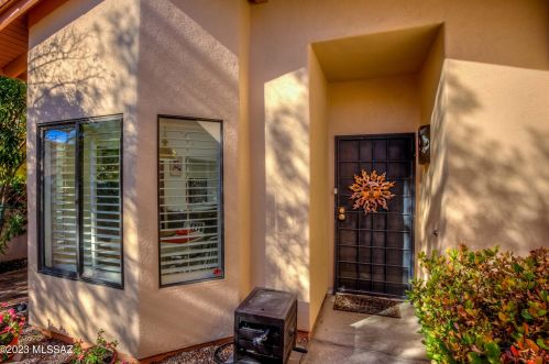 4539 Red Mesa Dr, Tucson AZ  85718-3562 exterior
