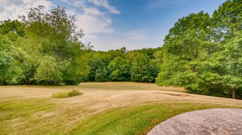 7817 Vly Hl Rd, Bull Valley IL 60098-7885 exterior