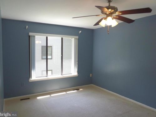 10846 Whiterim Dr, Rockville MD 20854-1779 exterior