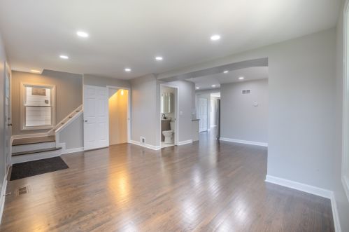 4572 Melvina Ave, Chicago IL  60630-3014 exterior