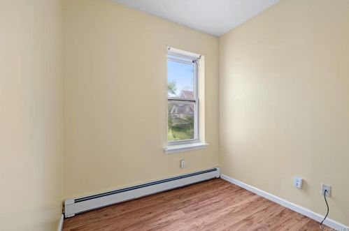 78 Clinton St, Poughkeepsie NY 12601-4221 exterior