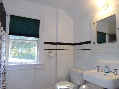 1416 Bank St, Kalamazoo MI 49001-2906 exterior