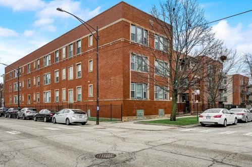 6105 Kimbark Ave, Chicago IL  60637-2850 exterior