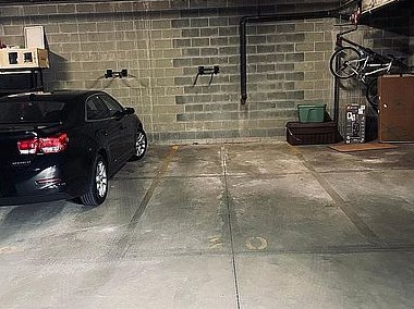 2951 Clybourn Ave, Chicago IL 60618-8260 exterior