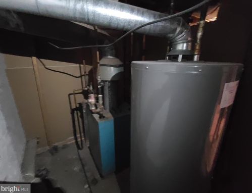 411 Morris Ave, Trenton NJ 08611-3665 exterior