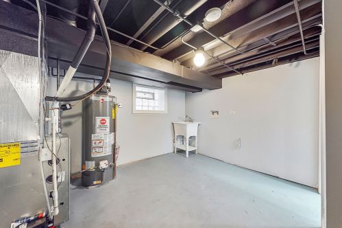 7821 Rhodes Ave, Chicago IL  60619-3013 exterior