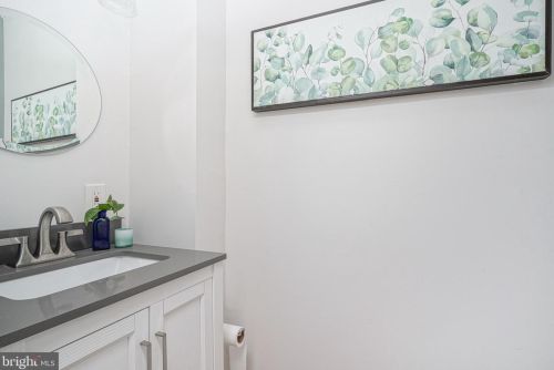 1321 Berks St, Philadelphia PA  19125-2813 exterior