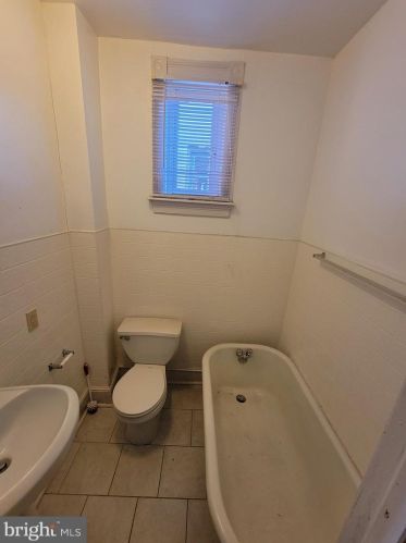 3832 18 St, Philadelphia PA 19140-3508 exterior