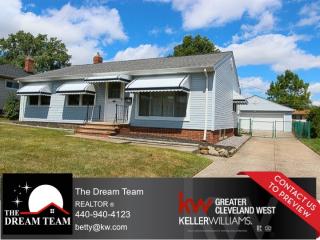 3180 Hilltop Dr, Cleveland, OH 44134-5245