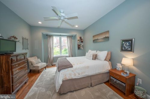 1505 Dickinson St, Philadelphia PA 19146-4830 exterior