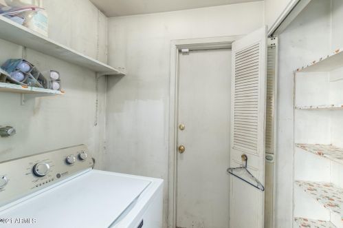 3701 Alice Ave, Phoenix AZ 85051-4076 exterior