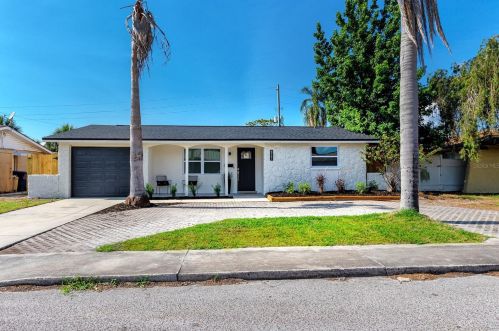 6741 Amarillo St, Port Richey, FL 34668-3804