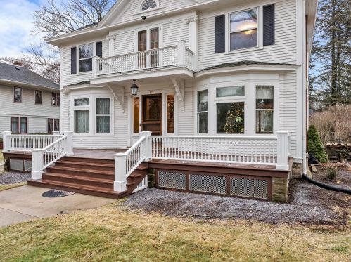 815 13 St, Manitowoc WI 54220-5101 exterior