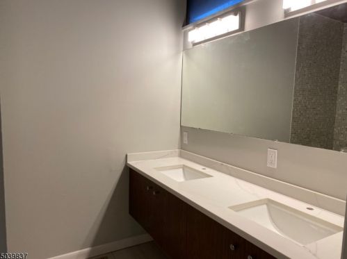 1 Old Rifle Camp Rd, West Paterson NJ  07424-3102 exterior