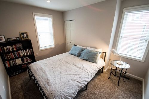 183 Home St, Pittsburgh PA  15201-2933 exterior