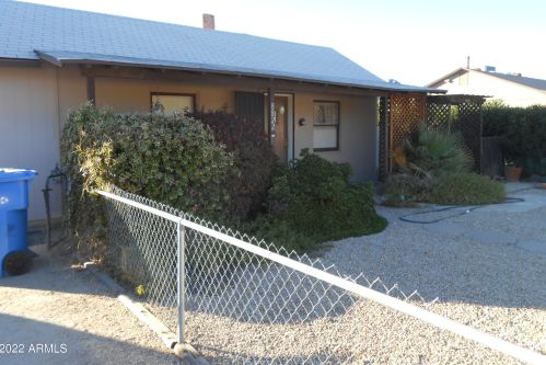 8822 6th Pl, Phoenix, AZ 85020-2909