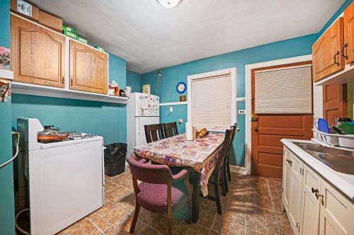 2230 Kenneth Ave, Chicago IL 60652-3531 exterior