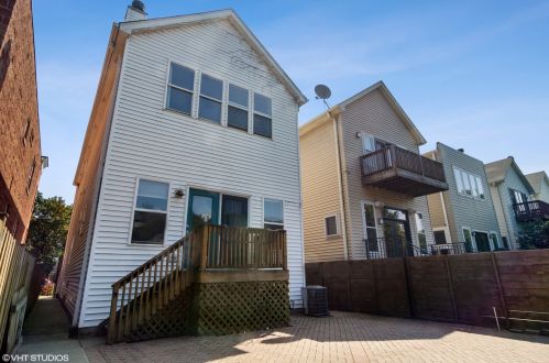 324 Goethe St, Chicago IL  60610-1803 exterior