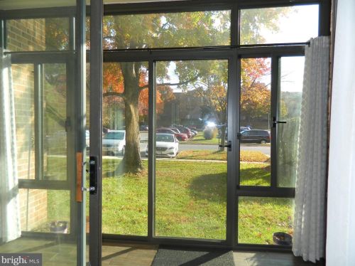 15300 Pine Orchard Dr, Silver Spring MD 20906-1358 exterior