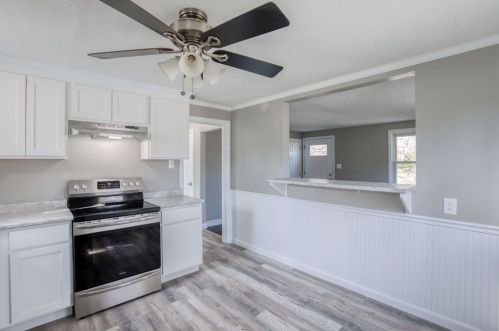 3 Morison Ter, Springfield, MA 01104-1027