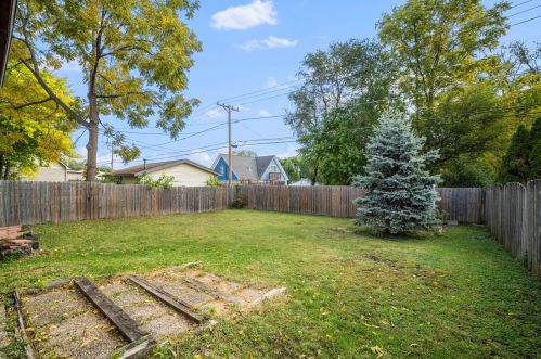 1816 Hickory St, Joliet IL 60403-2542 exterior