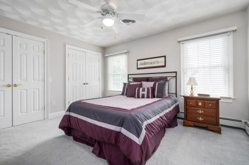 97 Gaskill St, Woonsocket RI 02895-1011 exterior