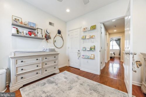 1115 Cantrell St, Philadelphia PA 19148-3026 exterior