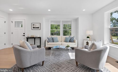 6705 Buttermere Ln, Bethesda MD  20817-1528 exterior