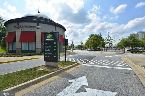 10500 Rockville Pike, Rockville MD  20852-3359 exterior