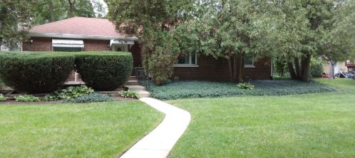 38230 Coolidge Ave, Waukegan, IL 60087-1758