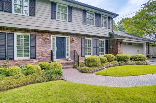 3019 Farmington Dr, Atlanta GA  30339-4704 exterior