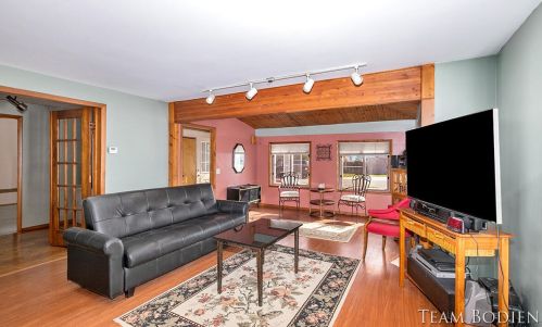 1590 Nelson St, Meskegon MI 49441-1036 exterior