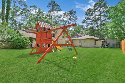 2207 Laurel Hill Dr, Humble TX 77339-3165 exterior