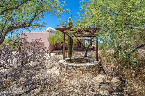 12235 Horsehead Rd, Tucson AZ  85749-9155 exterior