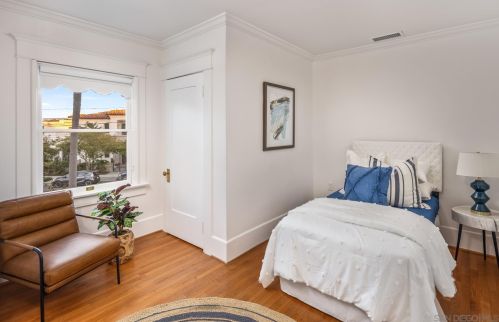 936 Adella Ave, San Diego CA  92118-2621 exterior